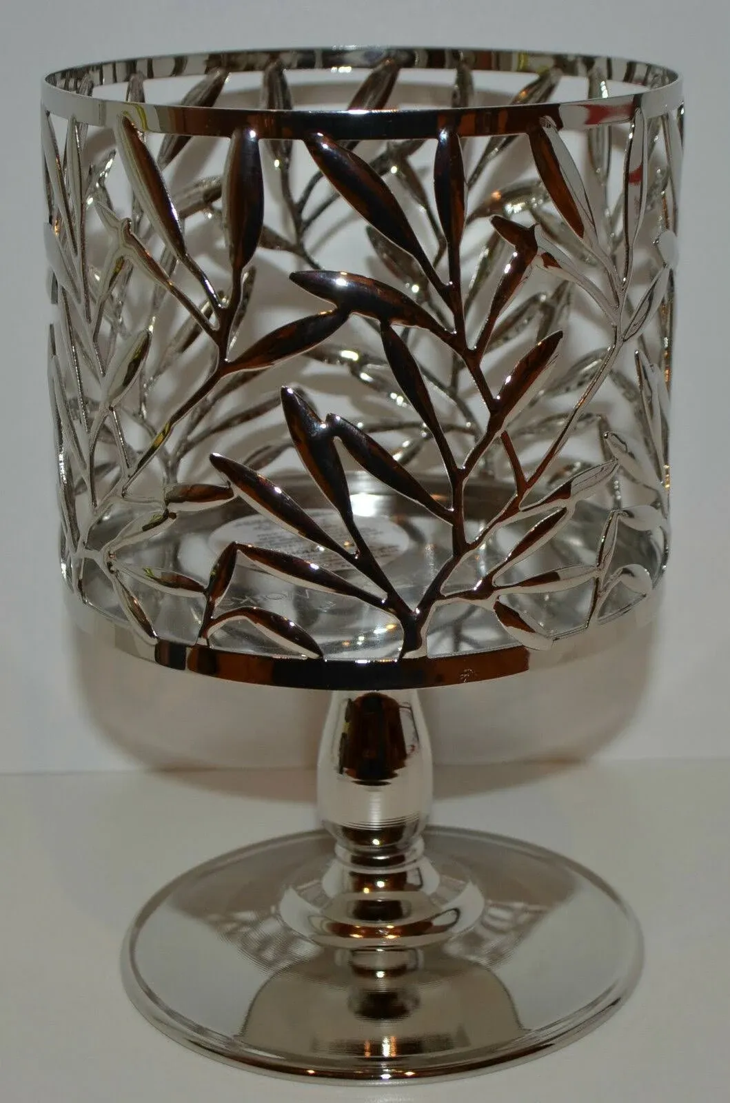 BATH &amp; BODY WORKS BLACK VINE LEAVES PATTERN 3 WICK CANDLE HOLDER NEW!