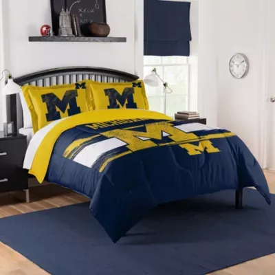 Northwest Group NCAA Michigan Wolverines Comforter & Sham Set