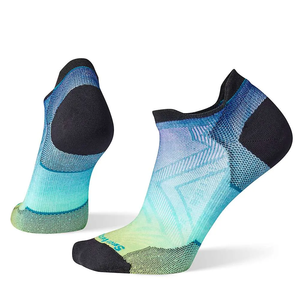 Smartwool Women's Run Zero Cushion Ombre Printed Low Ankle Sock - Small - Capri