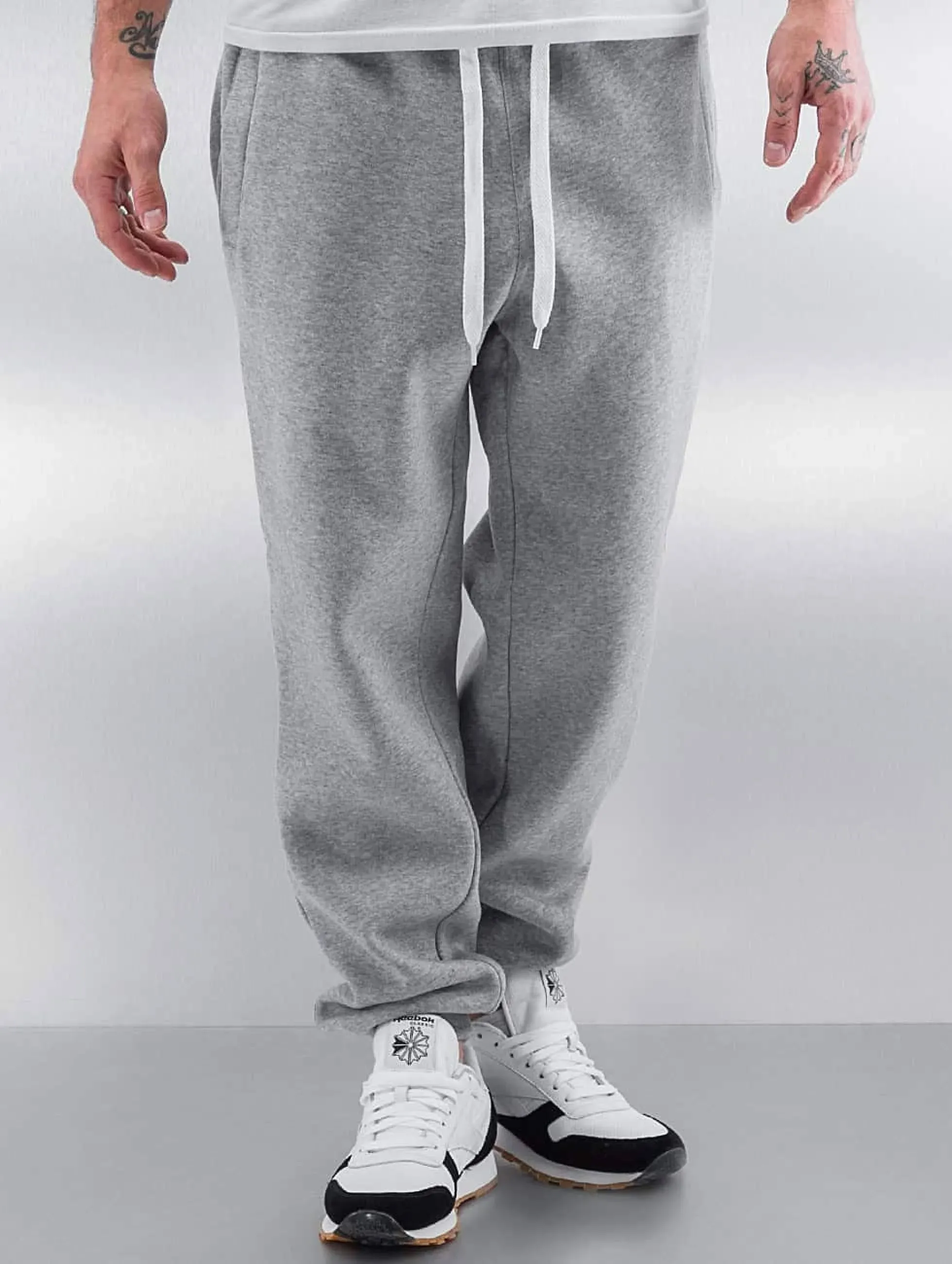 Southpole Men's 1570 Basic Active Fleece Jogger Sweatpants