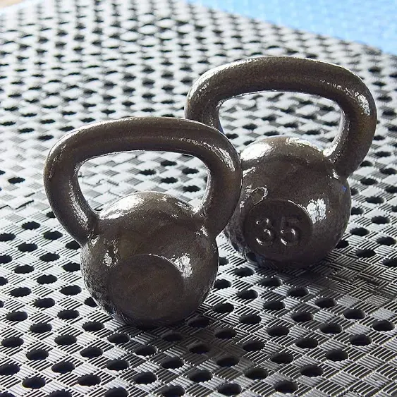 Everyday Essentials 35 lb Full Body Exercise Strength Training Kettlebell Weight