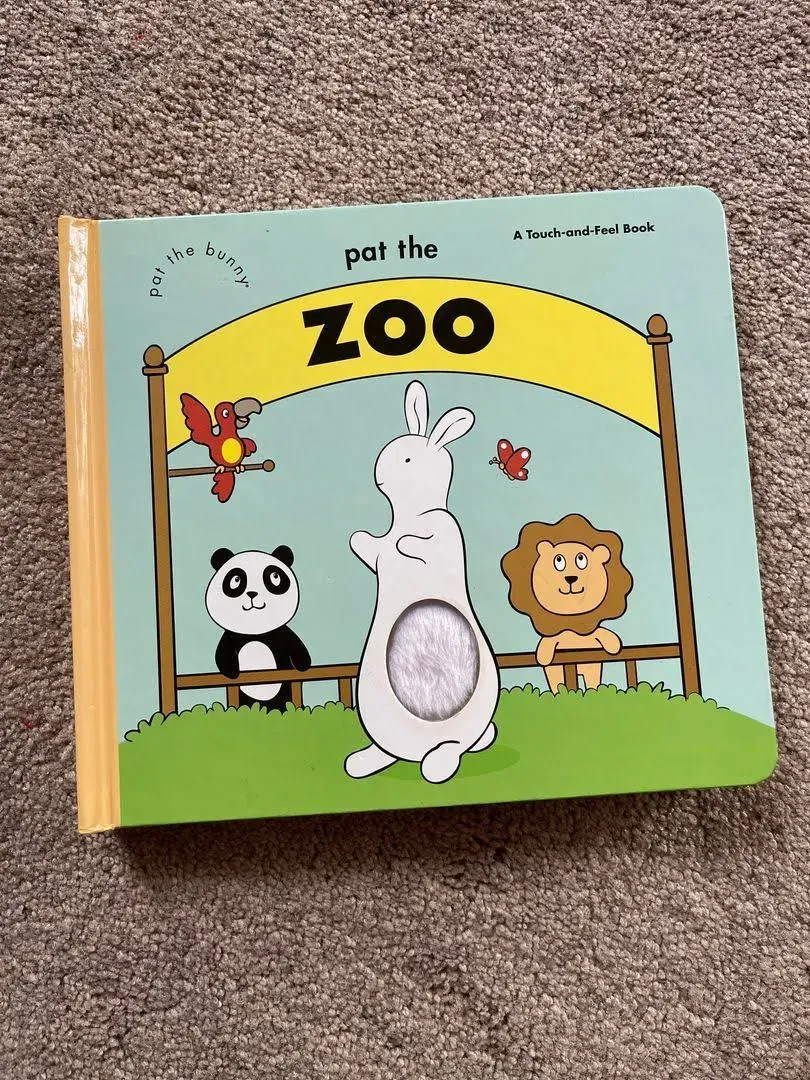 Pat the Zoo (Pat the Bunny) [Book]