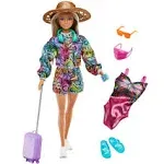 Barbie Travel Holiday Fun Doll Playset, Blonde Highlighted Hair, Swimsuit &amp; Tote