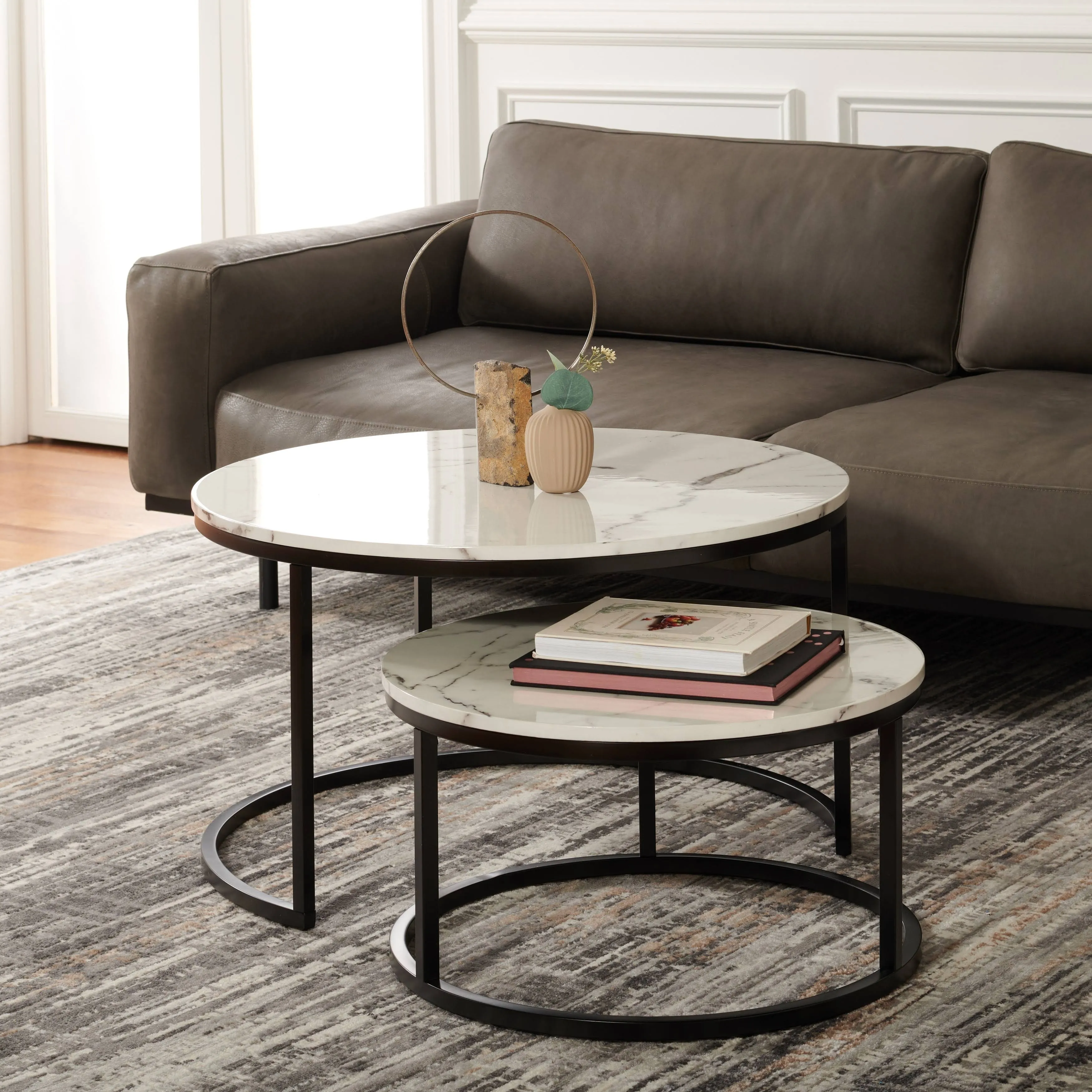 Safavieh Peppino 2 Round Nesting Coffee Table, White/Black