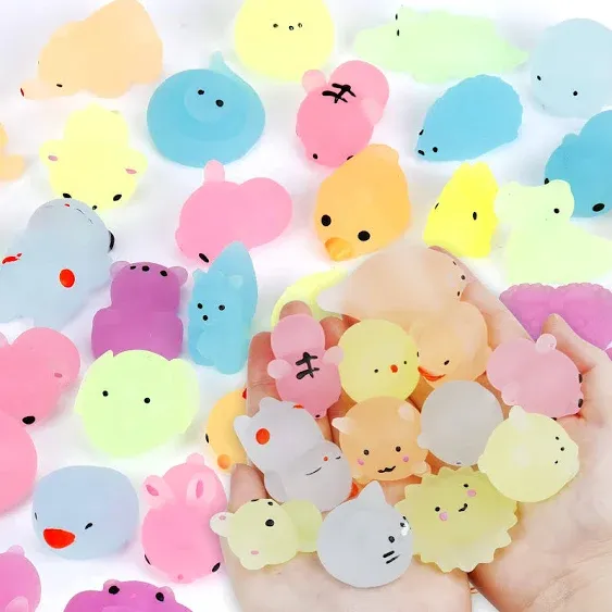 Outee Mochi Animals Stress Toys, 100 Pcs Mini Stress Relief Toys Mochi Animals Toys Lovely Mochi Cat Glow in The Dark Random Relief Stress Toys Easter Gifts for Kids Adults