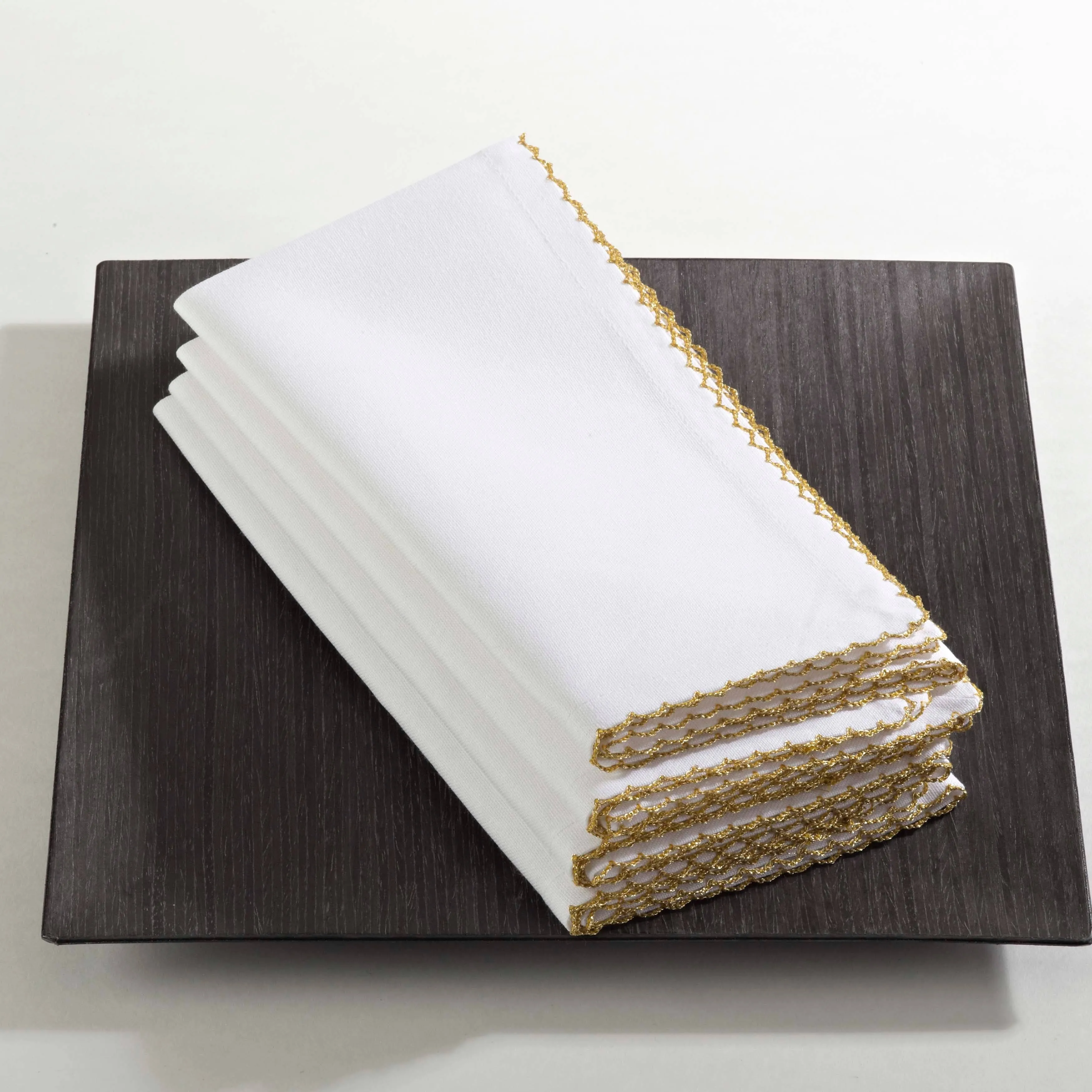 Table Napkins With Whip Stitched Design (Set of 4)