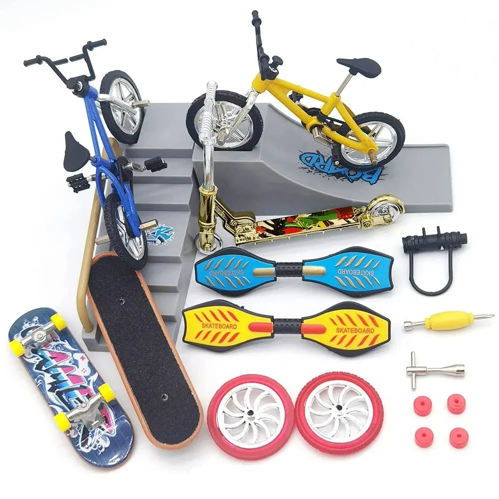 MIKEMENG Scooter Mini Finger Toys Set, Finger Bike Park Ramp Toys Finger Bike ...