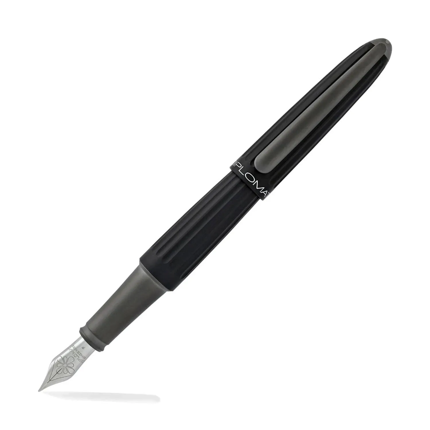 Diplomat Aero Black Fountain Pen - Broad