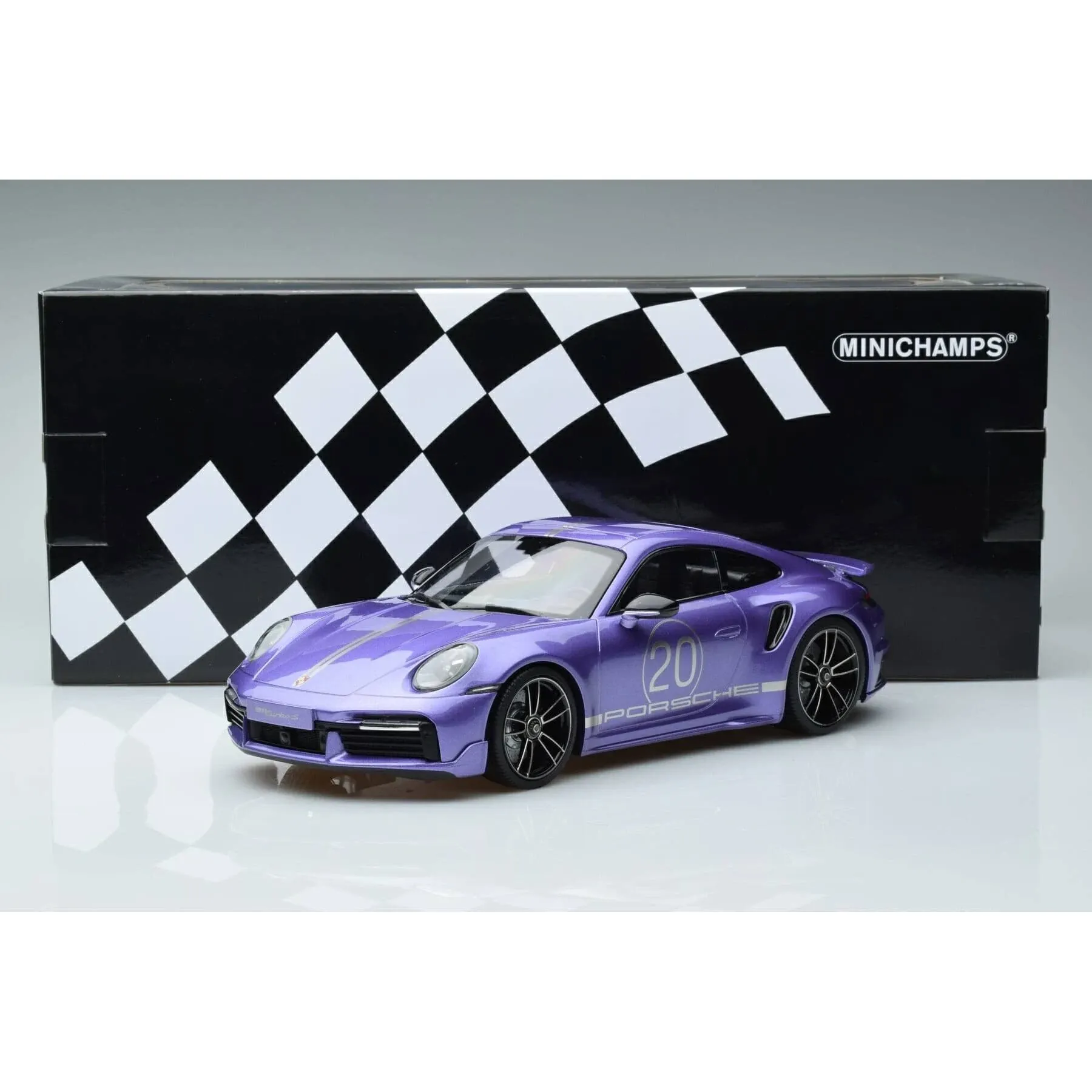 Minichamps 155069174 1/18 Porsche 911 992 Turbo S Coupe Sport Design 2021 Viola