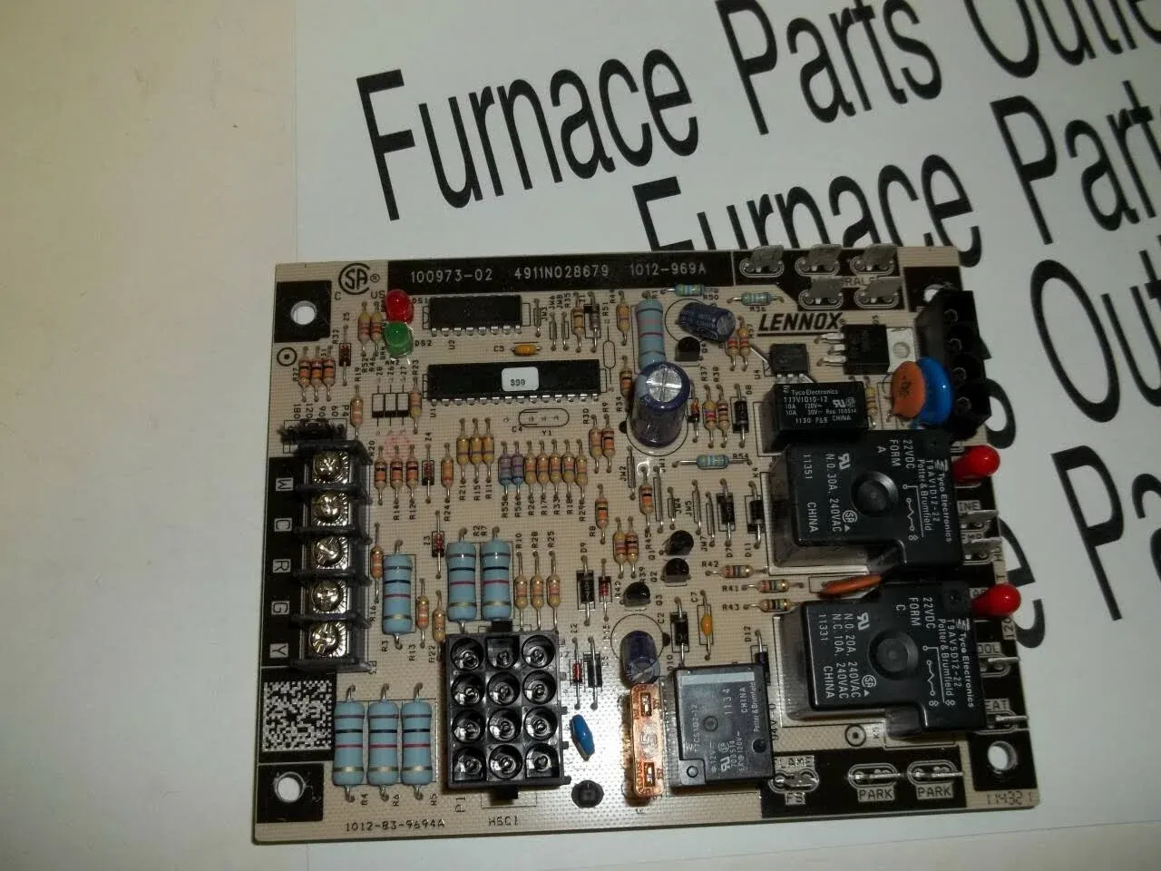 Lennox 81W03 - Ignition Control Board