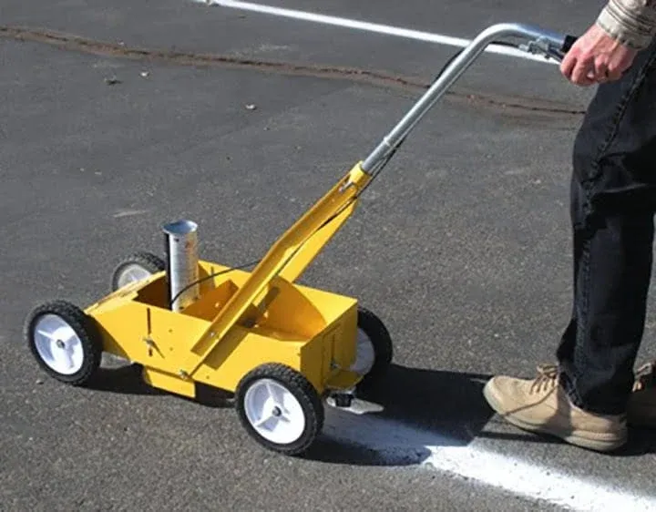 Aervoe 800 Vers-A-Striper Pavement Striping Machine