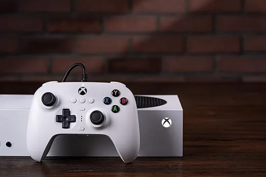 8Bitdo Ultimate Wired Controller for Xbox, Hall Effect Joysticks and Hall Triggers, Compatible with Xbox Series X|S, Xbox One, Windows 10 & Windows 11 - Officially Licensed (White)