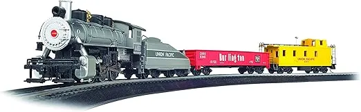 Bachmann Trains - Yard Master - Ready to Run Electric Train Set - HO Scale