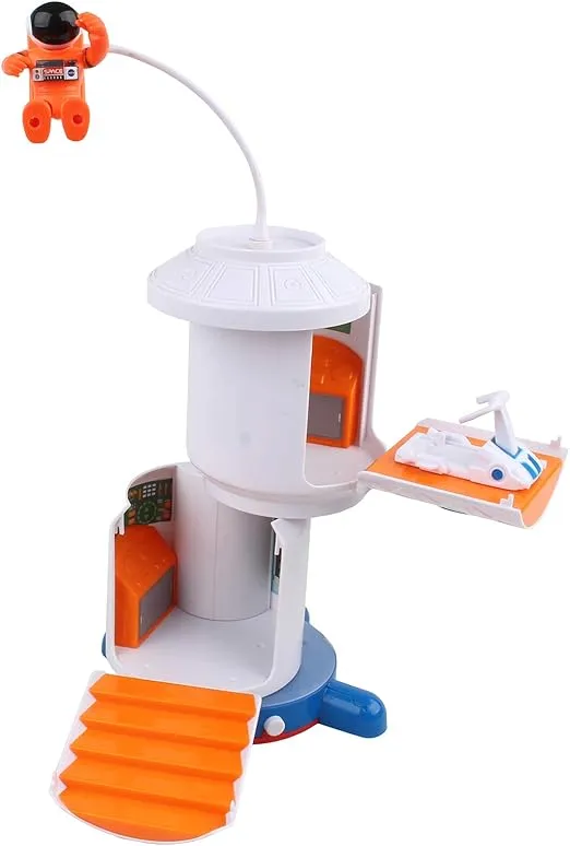 Daron NASA Space Adventure Series: Space Station with Lights, Sounds & Figurine (B07R4XX8S8)