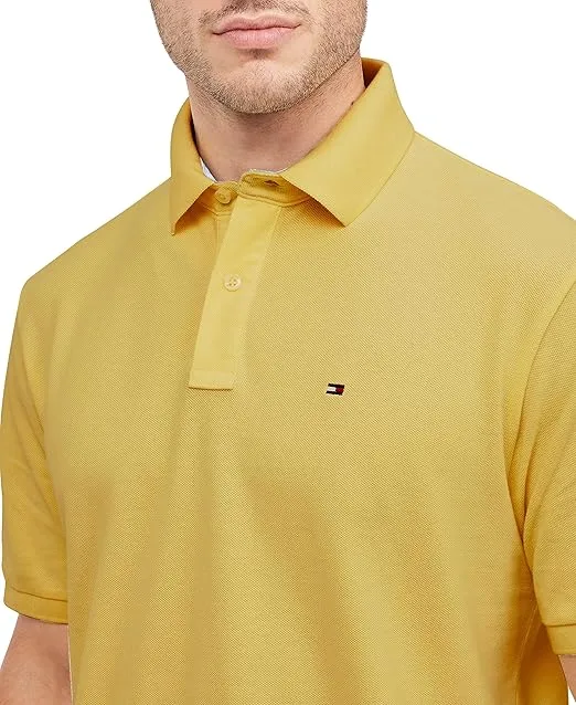 Tommy Hilfiger Men's Short Sleeve Cotton Pique Polo Shirt in Classic Fit