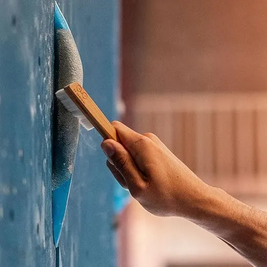 Infinity Brush, The Climbing Brush for Indoor Climbing Bouldering