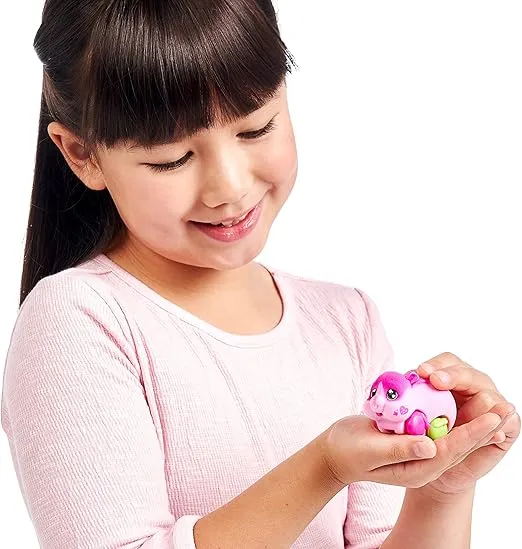 Little Live Pets - Lil' Hamster : Strawbles | Interactive Toy Hamster. Scurries, Sounds, and Moves Like a Real Hamster. Soft Flocked. Batteries Included. for Kids 4+