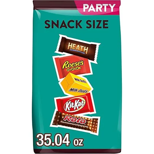 Hershey Assorted Flavored Snack Size, Christmas Candy Party Pack, 35.04 oz
