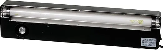 Zilla Slimline Reptile Fluorescent Lighting Fixture with 3-Percent UVB Lamp, 18-Inch