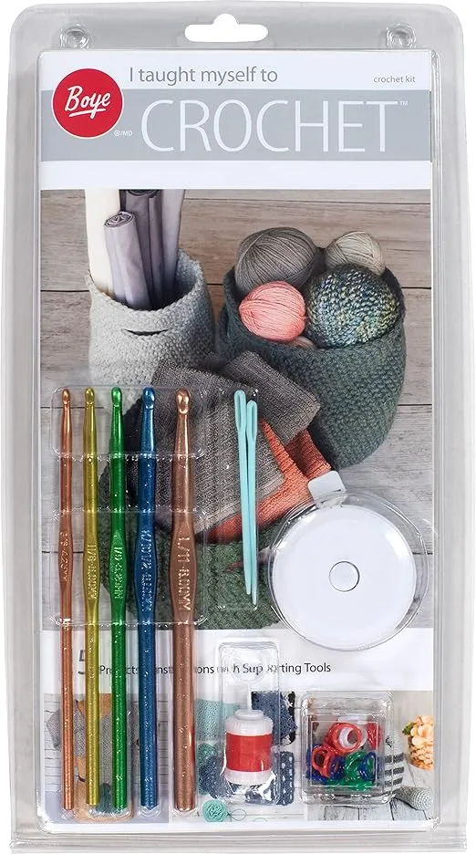 Boye Learn to Crochet Arts and Crafts Kit with 15 Projects and Supplies