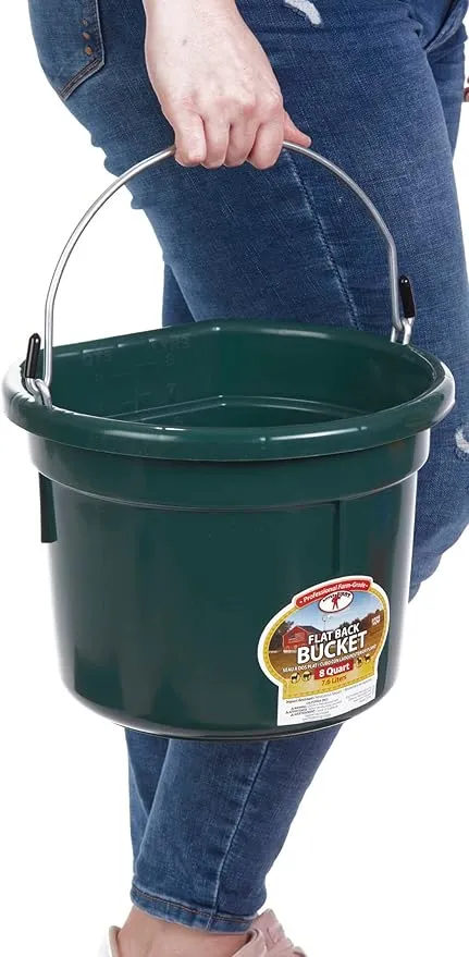 Miller Manufacturing P8FBGREEN Flat Back Bucket for Dogs and Horses, 8-Quart, Green