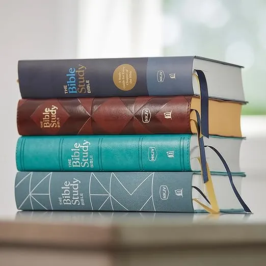 NKJV, The Bible Study Bible, Hardcover, Comfort Print: A Study Guide for Every Chapter of the Bible