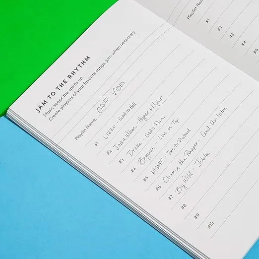 Poketo Creativity Journal - Aesthetic Journal with 61 Activity Prompts to Inspire Creativity and Mindfulness - 61 Prompts, 128 Pages