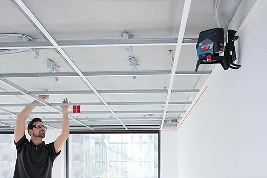 BOSCH GCL100-80C 100 Ft 12V Max Connected Cross-Line Laser, Includes 2.0 Ah 12V Max Lithium-Ion Battery & Charger, Magnetic Rotating Mount, Heavy-Duty Pouch, Hard Carrying Case, & Accessories