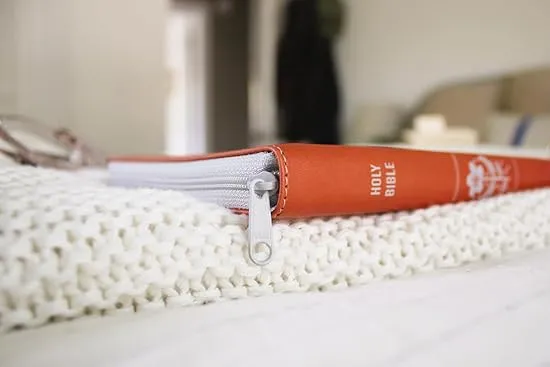 NIV, Thinline Bible, Leathersoft, Coral, Zippered, Red Letter, Comfort Print