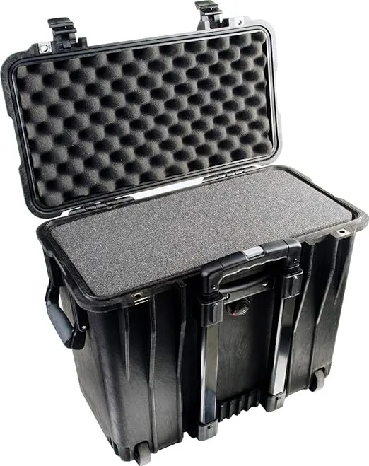 Pelican 1440 Camera Case With Foam (Black)