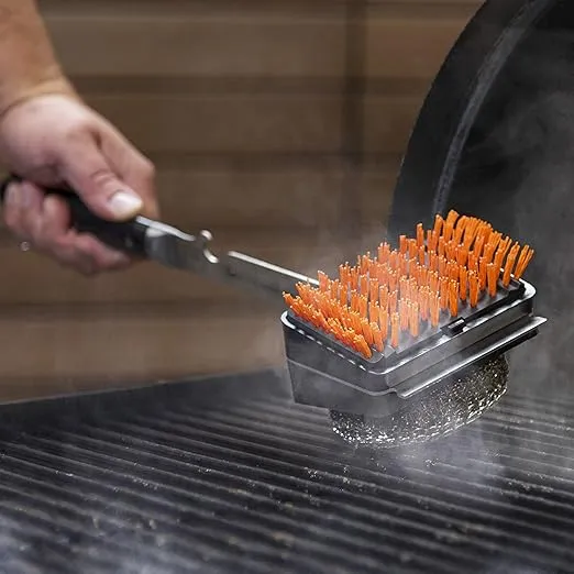 Oklahoma Joe's® Blacksmith Combo Grill Brush with Replaceable Nylon and Steel Wool Heads - 1517365R06