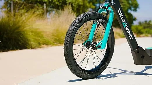 Razor DeltaWing Scooter Black/Mint Green, One Size