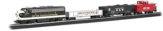 Bachmann Trains - Thoroughbred Ready To Run Electric Train Set - HO Scale