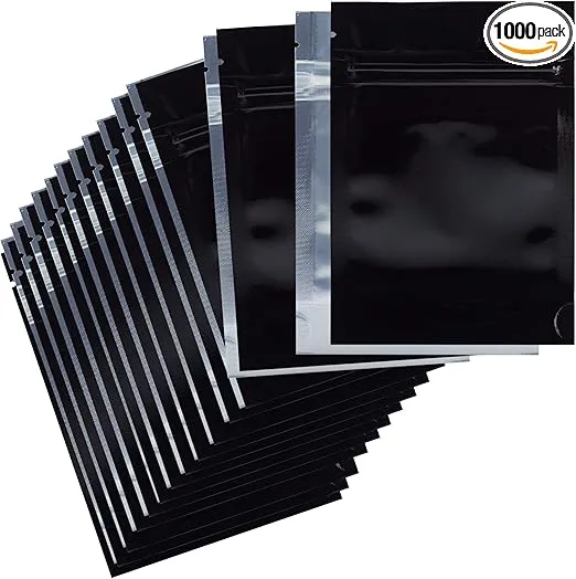 Mylar Style Barrier Bags – Zipper w/Heat Seal – 1000 Bags (Gloss Black / Clear, 1/8 Ounce - 3.62″x5″x1.5″)