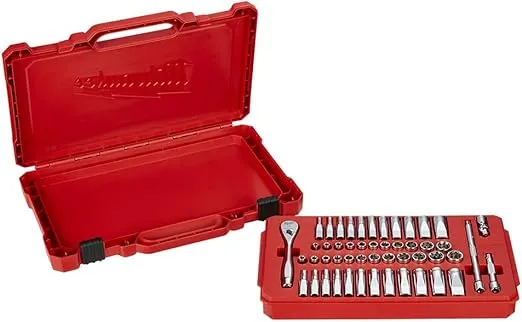 Milwaukee Electric Tools MLW48-22-9004 1/4In Ratchet & Socket Set - SAE & Metric