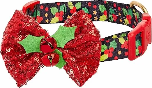Blueberry Pet Christmas Holly Adjustable Dog Collar with Stunning Bowtie Décor, Large, 18"-26" Neck, Award-Winning Holiday Dog Collars, Christmas Collar for Large Dogs, Eco-Friendly