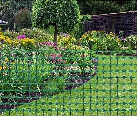 DOEWORKS Safety Fence, 4 x 100 FT Green Plastic Mesh Fence Roll Barrier Netting for Construction Fencing Animal Fencing Garden Fencing and Event Fencing