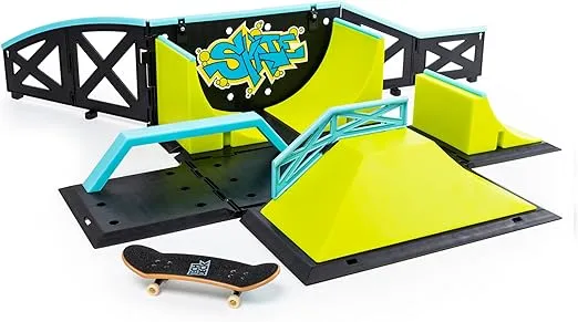 Tech Deck, Transforming SK8 Container Pro Modular Skatepark with Exclusive Fingerboard, Kids Toy for Ages 6 and Up (Styles May Vary)