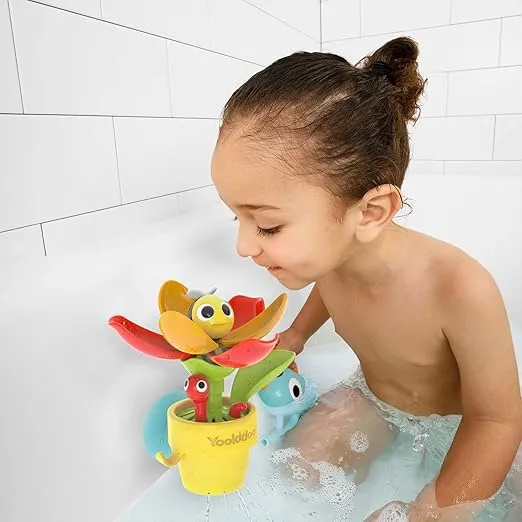 Yookidoo Toddler Baby Bath Toy (Ages 1-3) Pop-Up Bee Flower Sprinkler - Garden Adventure Set with Watering Can (Mold Free) Attach to Any Tub or Shower Fun for Bath time - Great for Boys,Girls,& Kids
