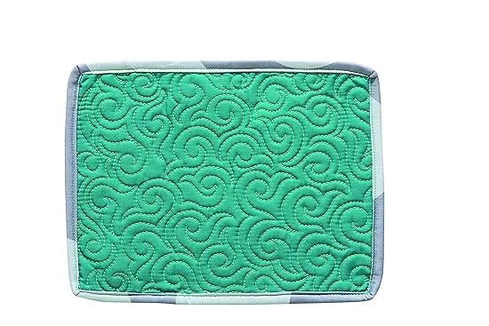 Free-Motion Meandering: A Beginners Guide to Machine Quilting
