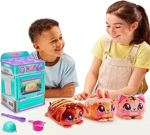 Baked Treatz. Mix & Make a Plush Best Friend! Place Your Dough in The Oven and Be Amazed When A Warm, Scented, Interactive, Plush Friend Comes Out! Which Surprise Bake Will You Make?
