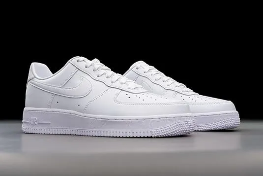 Nike mens Air Force 1 Low '07