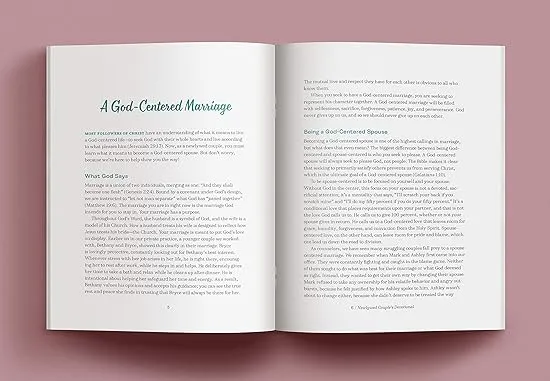 Newlywed Couple's Devotional: 52 Weeks of Everyday Scripture, Reflections, and Prayers for a God-Centered Marriage