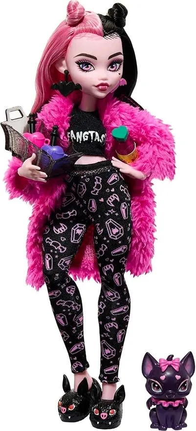 Monster High Doll, Draculaura Creepover Party Set with Pet Bat Count Fabulous, Sleepover Clothes & Accessories